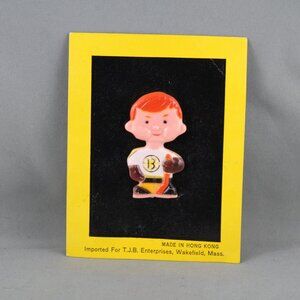Boston Bruins Pin (VTG) - Boy in Home in Uniform Celluloid Pin - New on Card